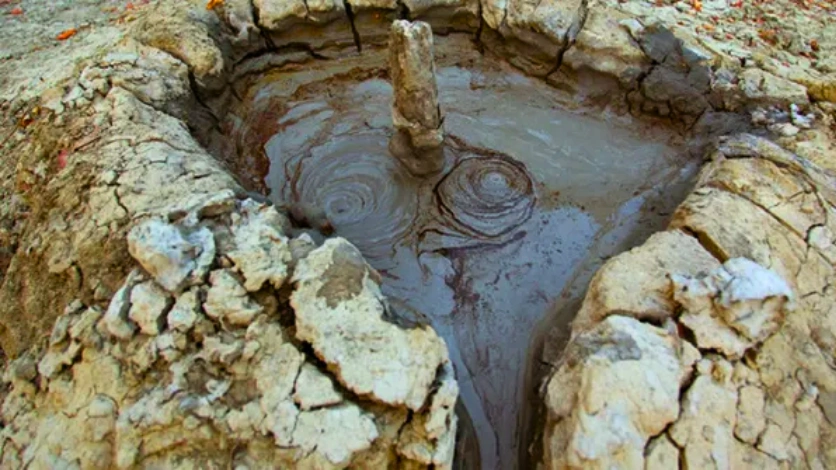 Mud Volcano Trail
