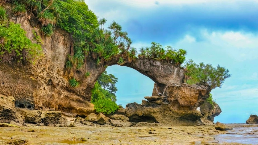 Natural Rock Bridge, Neil Island
